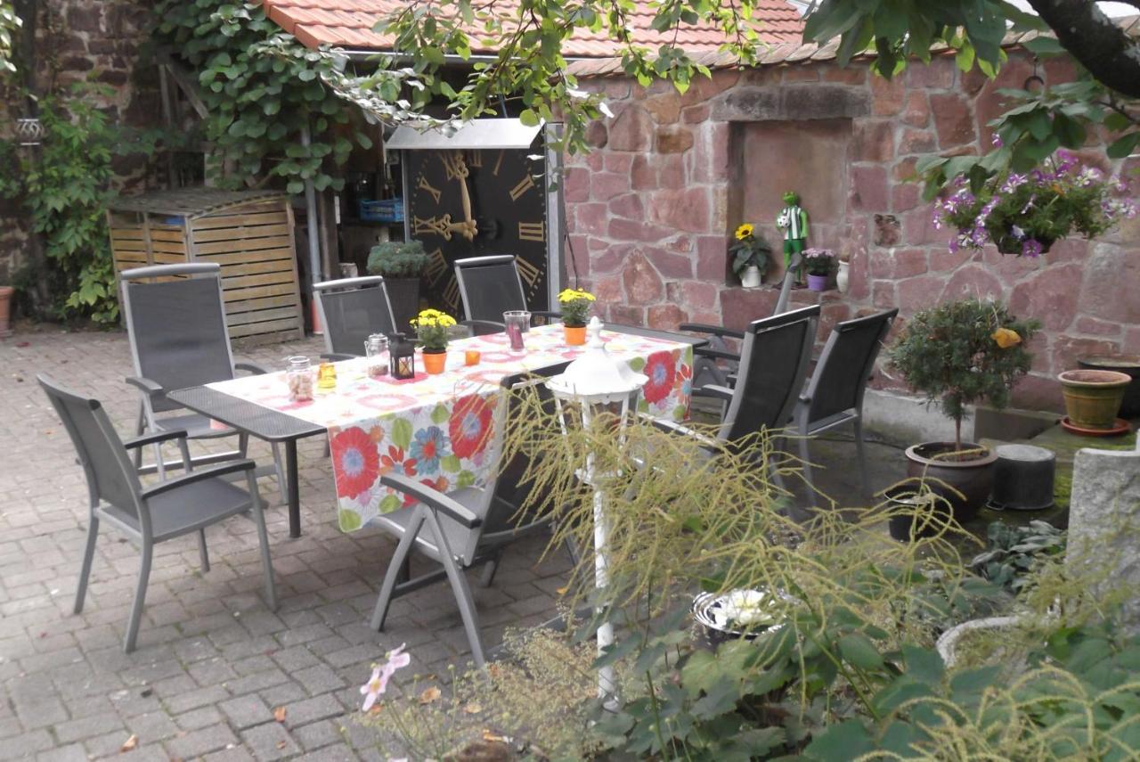 Galerie Ueber Den Gaerten Herbolzheim Exterior foto